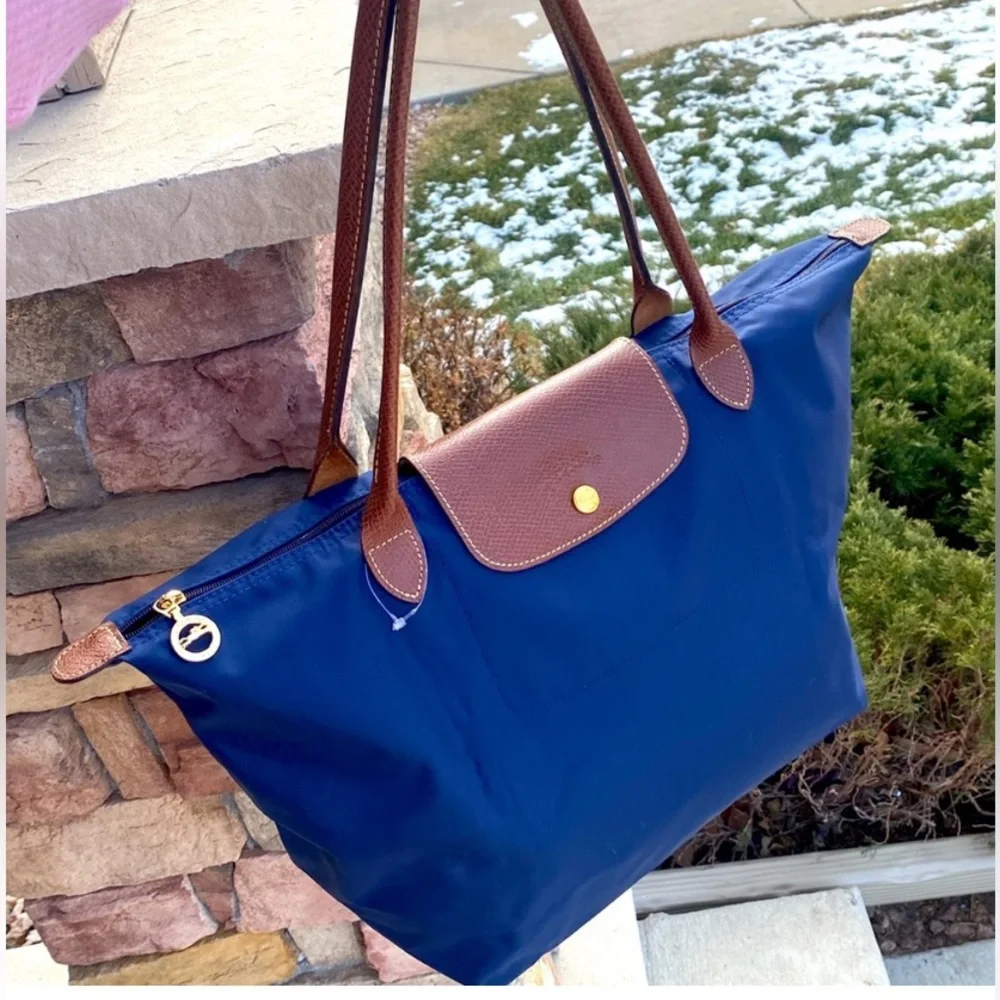 EUC Longchamp  AUTHENTIC Blue Tote Convertible Crossbody Gold Hardware